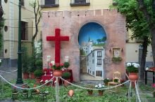 Another scene with the architectural influnce of the Moors.