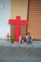 Otro joven with his curz