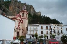 From the town square we could see the church as well as the castle.